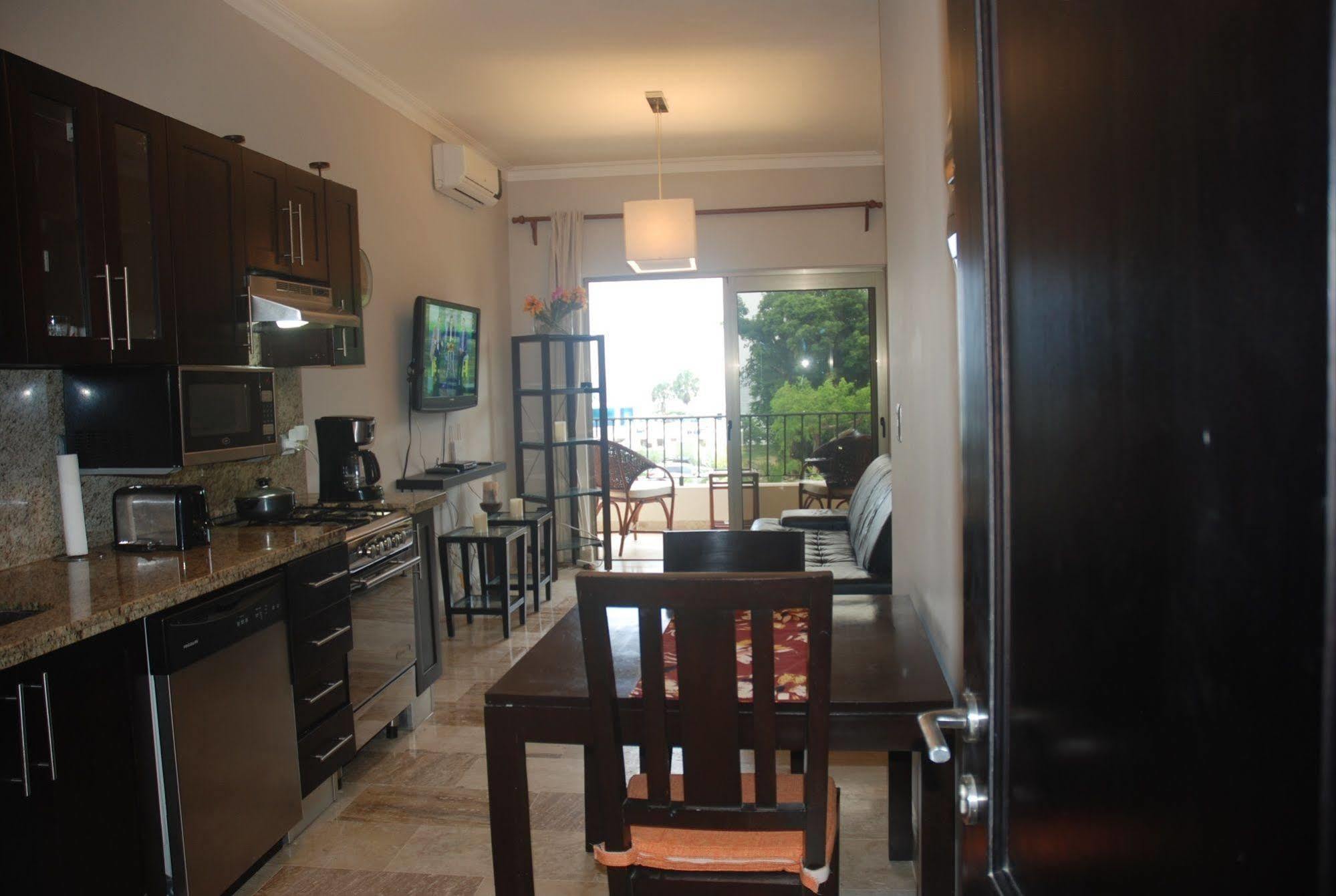 E&J Beach Condo Sosúa Buitenkant foto