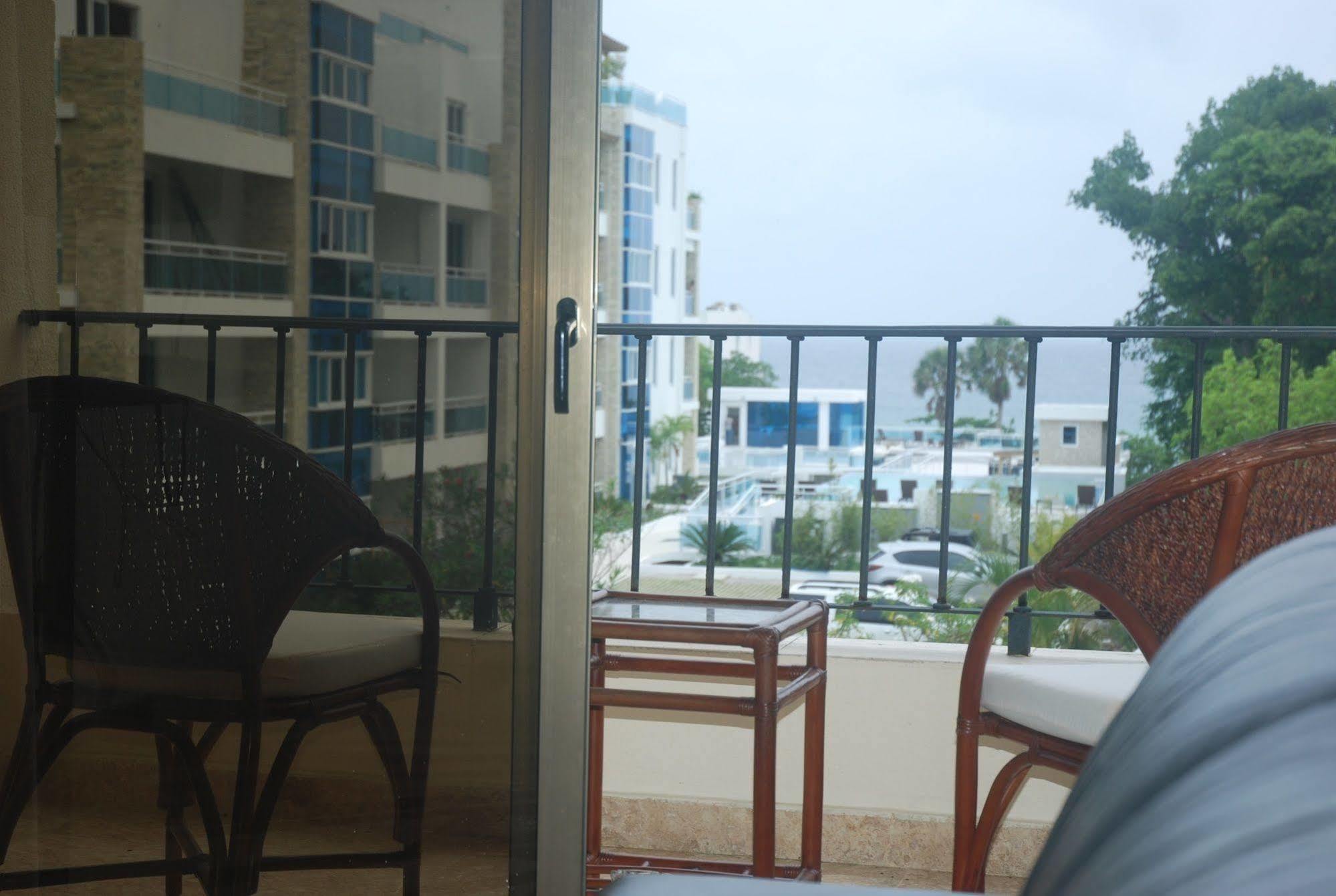 E&J Beach Condo Sosúa Buitenkant foto